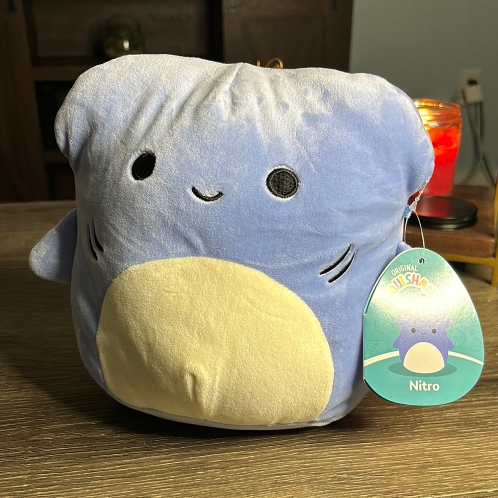 NWT Nitro the Hammerhead Shark Squishmallow 8”